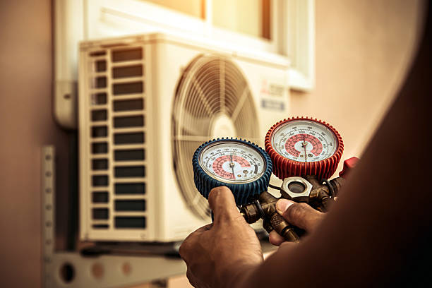 Professional Hvac technician working in Parkton, MD